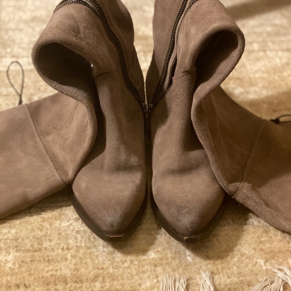 Frye thigh high cowboy boots in suede - Picture 2 of 4